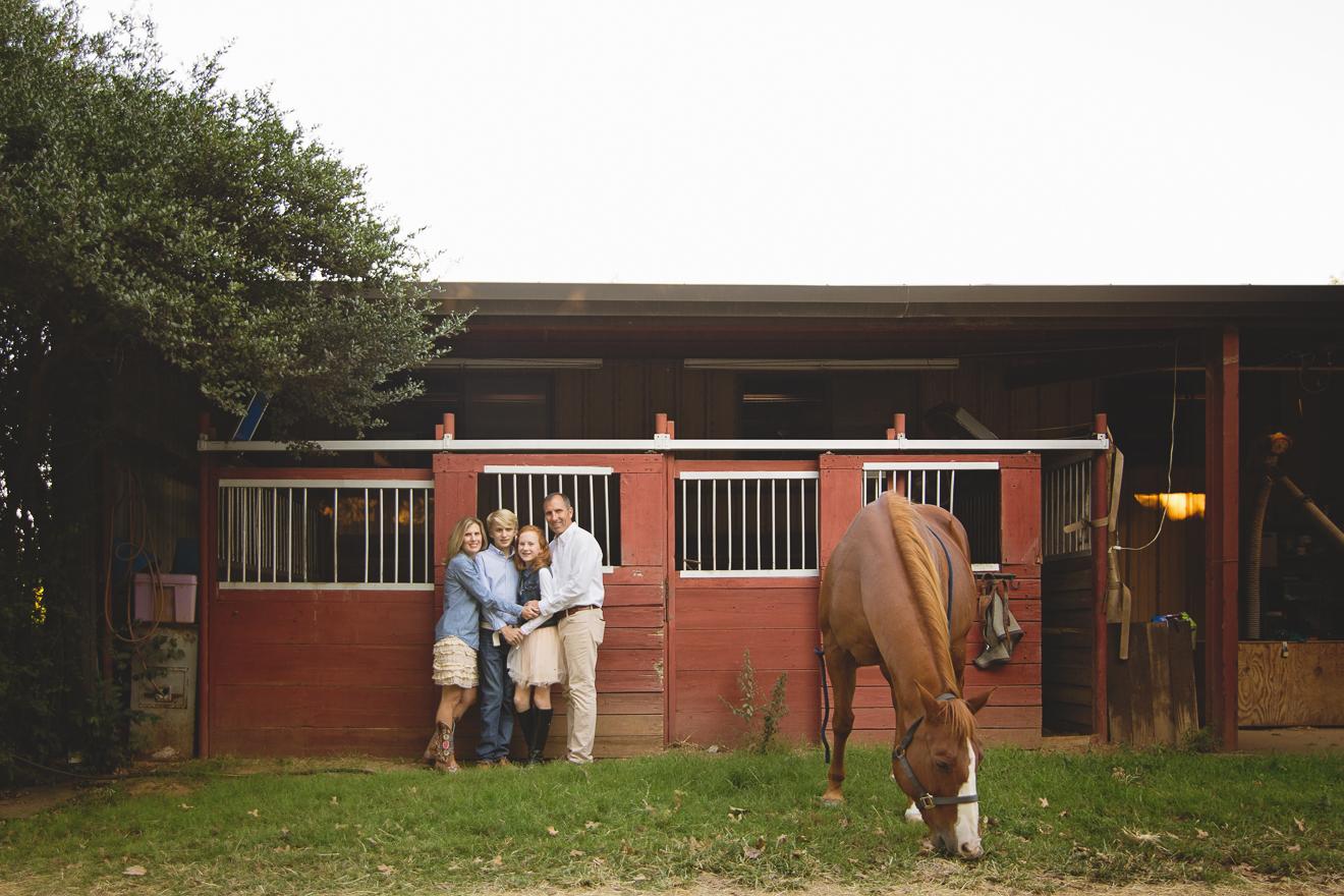 Family and pet horse photographer near Southlake Westlake Trophy Club Keller by Sunny Mays