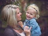 beautiful family photography iwth mother and young daughter in Dallas ft. worth by Sunny Mays